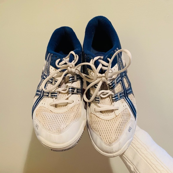 • a s i c s v o l l e y b a l l s h o e s • - Picture 3 of 6